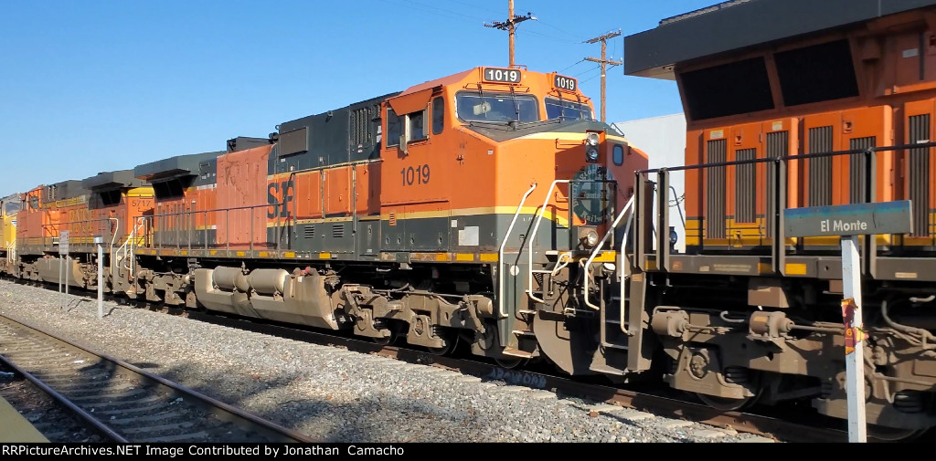 BNSF powered UP ZLCAI